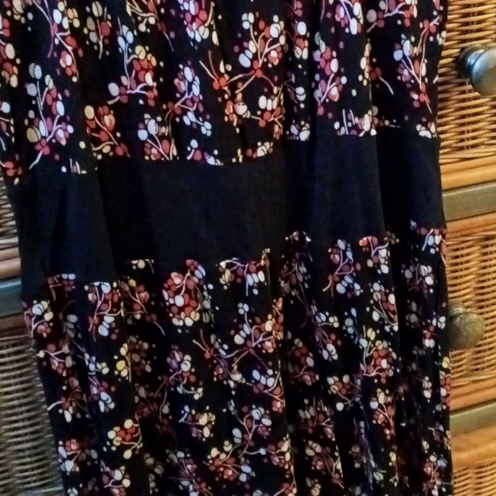 RARE Ric Rac Women's L Unique Berries Design Crochet Trim Flutter Sleeve Tunic - Picture 10 of 13